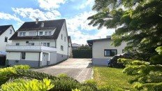 Hauptbild Neuhausen TO - 2 Familien-Haus - XXL Garagen - Großes Grundstück